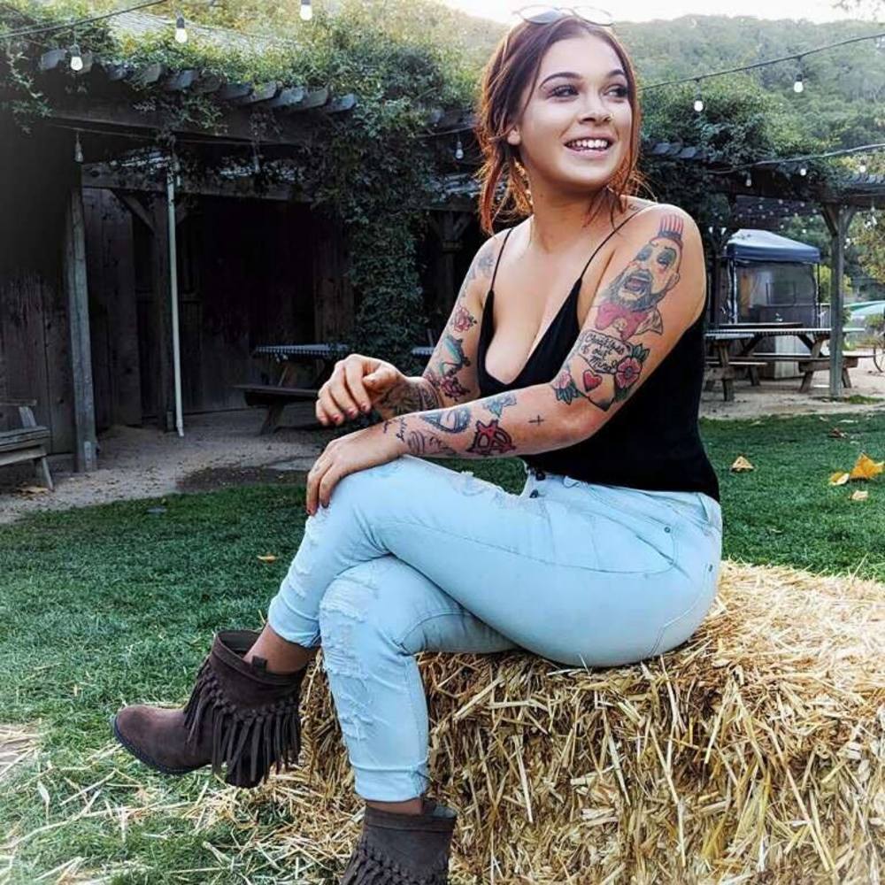 Meet your Posher, Lacy